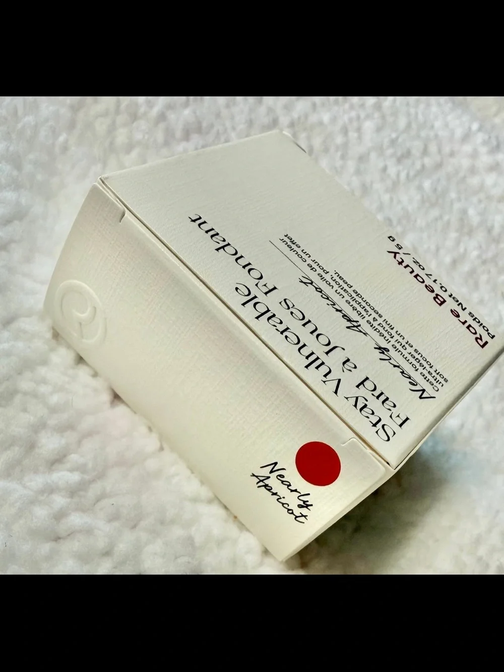 Full size Rare Beauty Stay Vulnerable Melting Blush Nearly Apricot Brand new